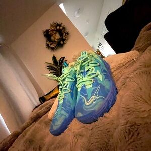 PUMA Unisex LaMelo Ball MB.03 Basketball Shoes